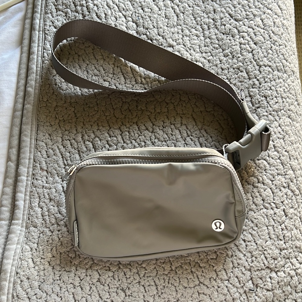Lululemon Belt Bag